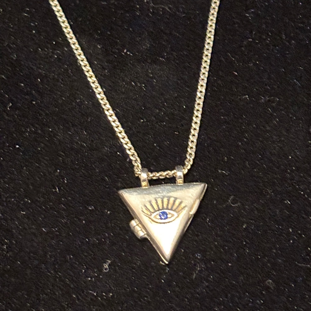 Unique Vintage silver 925 Gold Triangle Devil Eye locket pendant Necklace - Picture 3 of 8